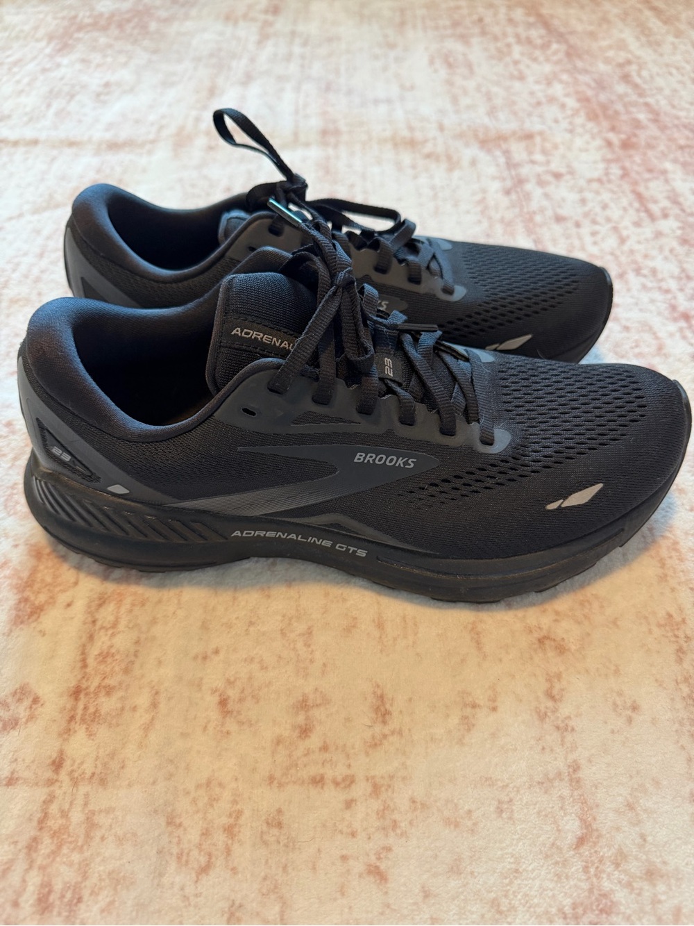 Brooks Adrenaline GTS Men's Running Shoes - Black - Size 9.5 D
